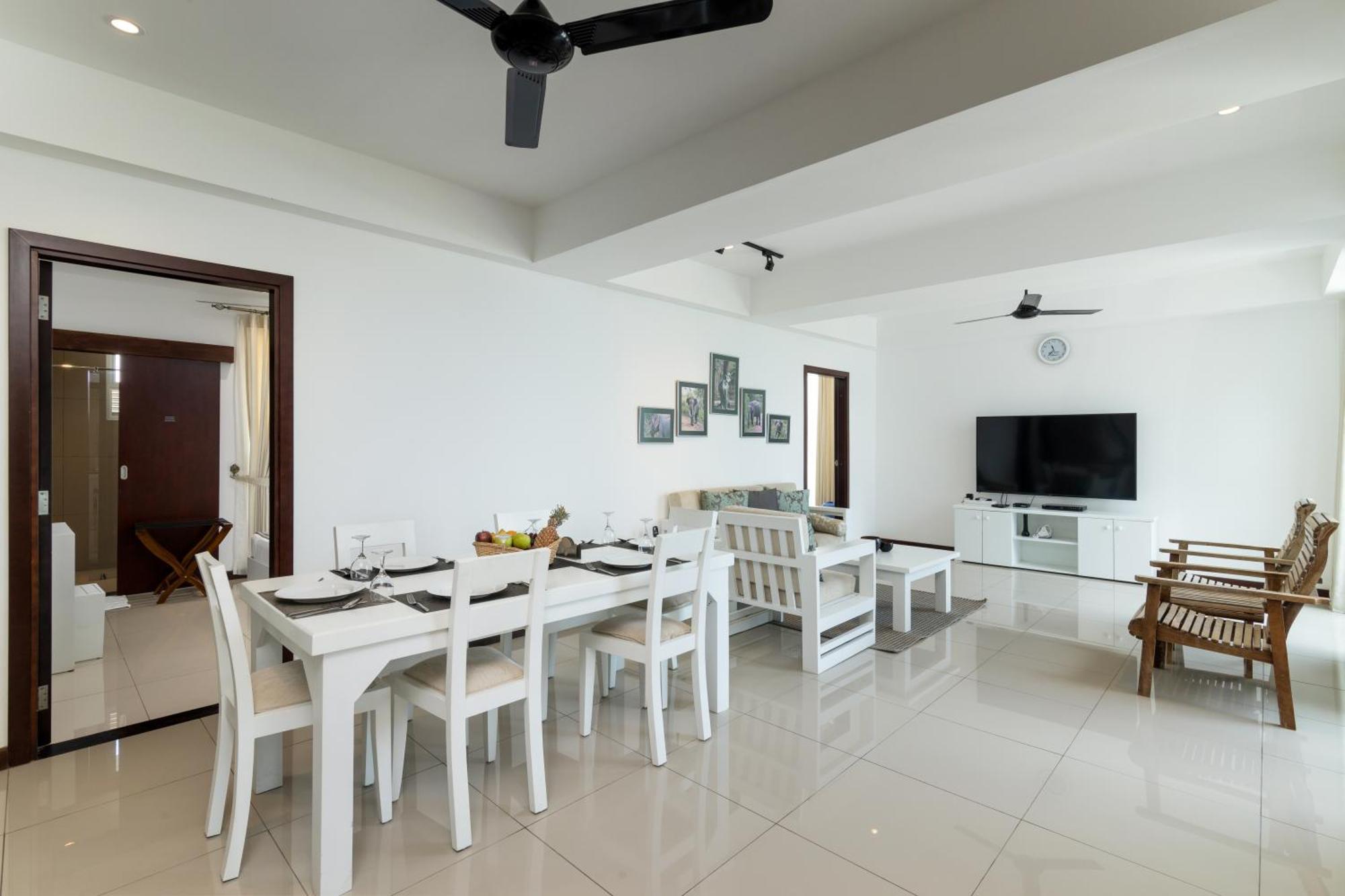 Oceanfront Condominium - Nilaveli Exteriör bild