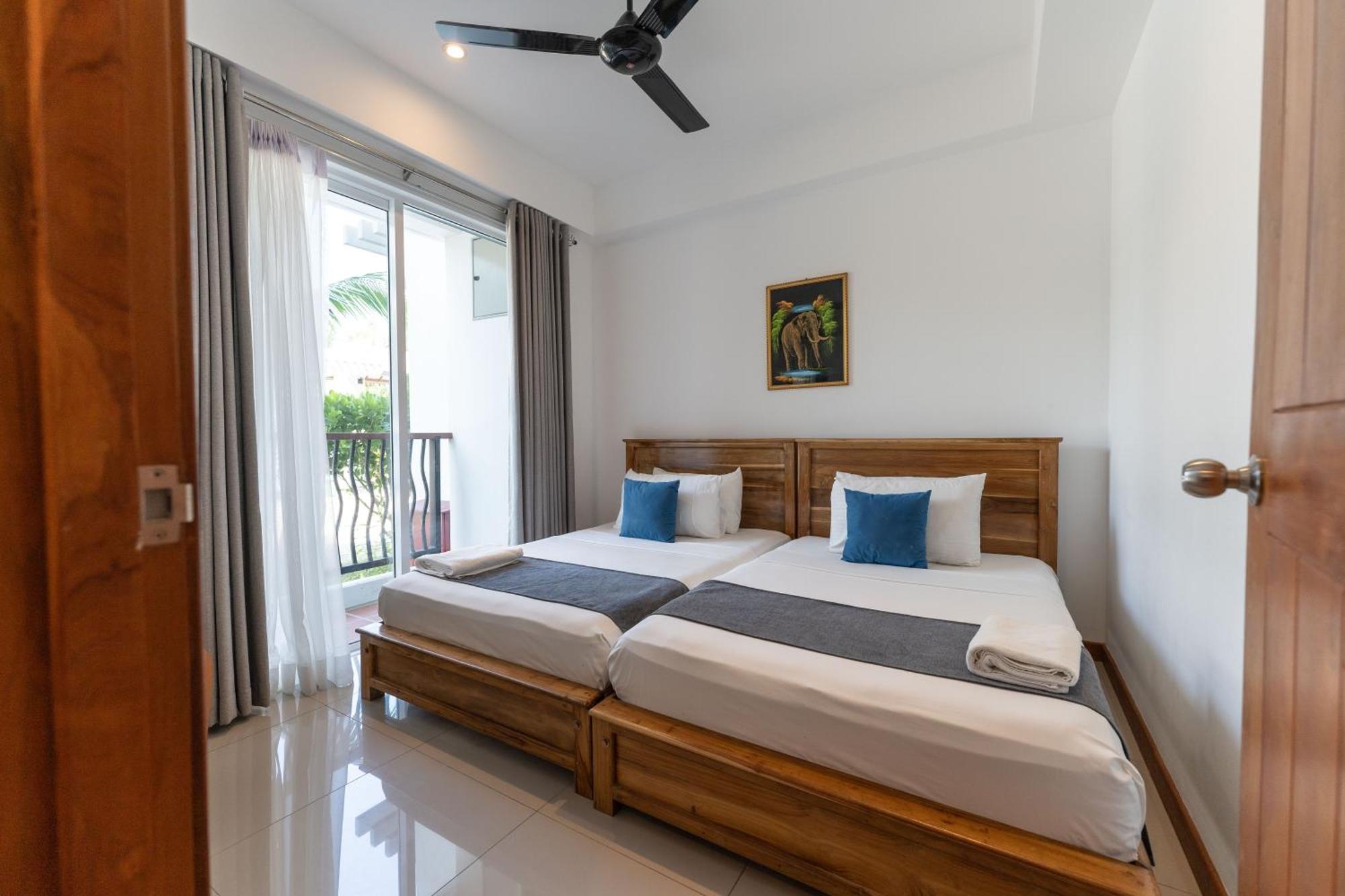 Oceanfront Condominium - Nilaveli Exteriör bild