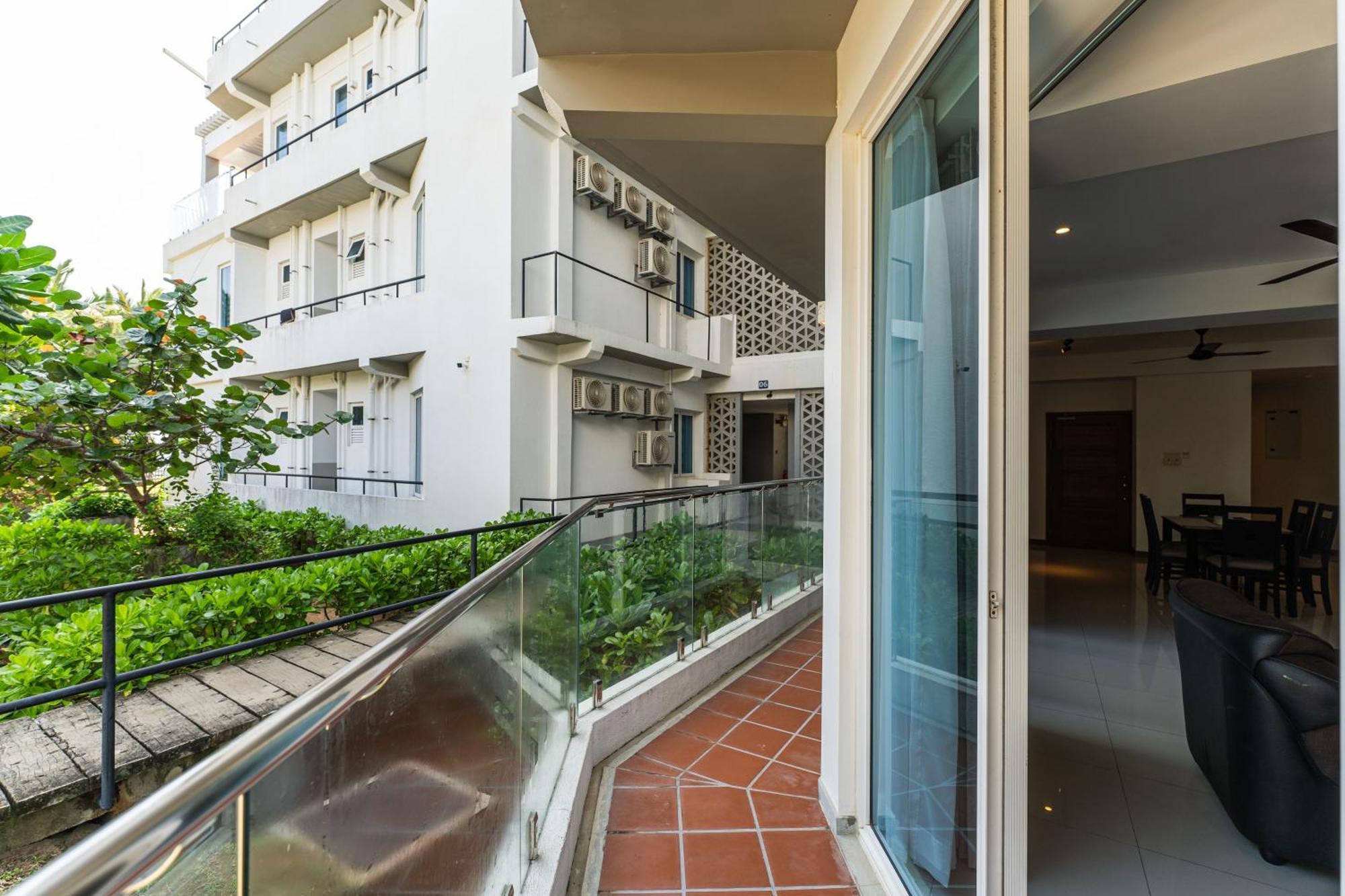Oceanfront Condominium - Nilaveli Exteriör bild