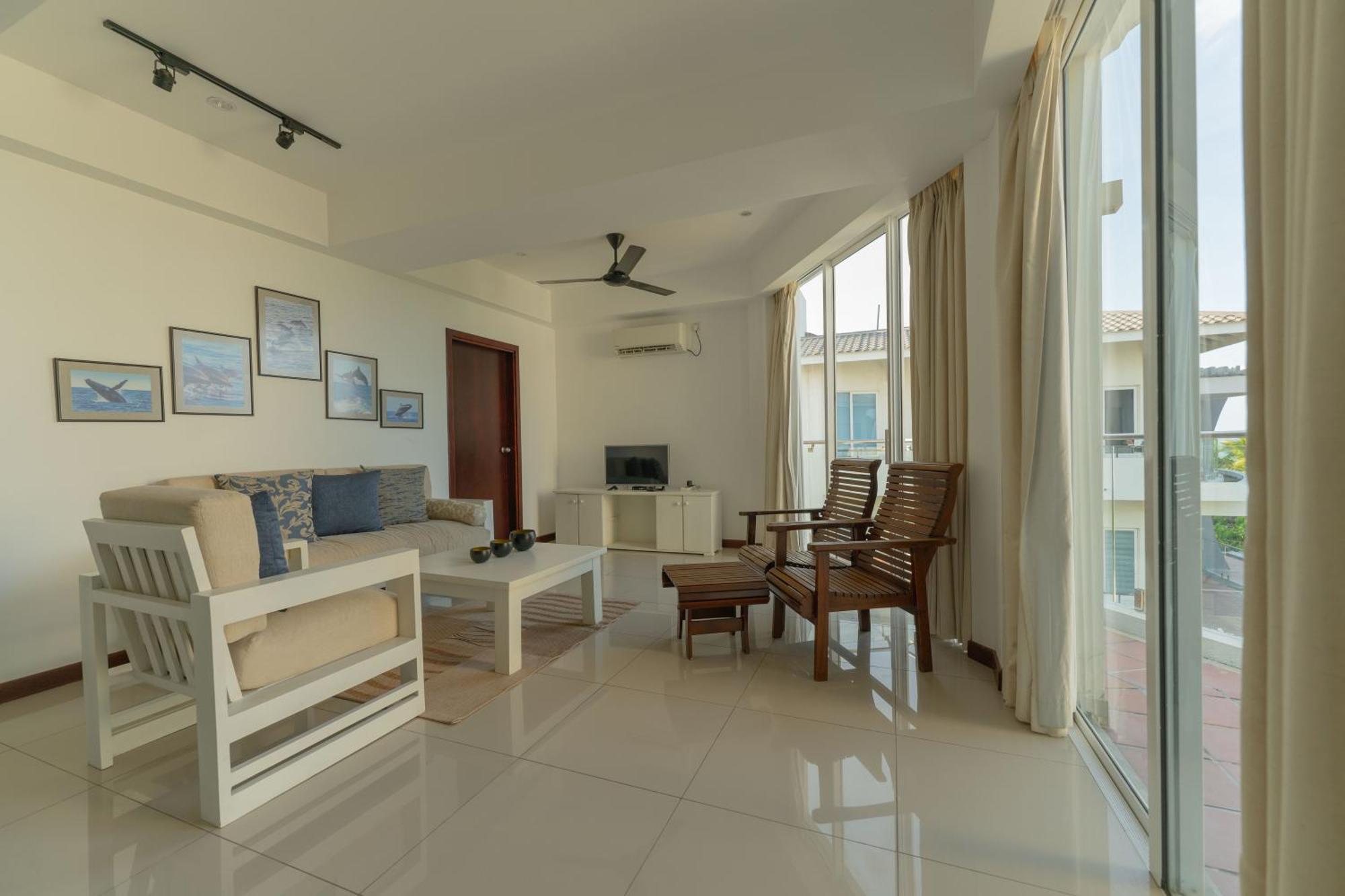 Oceanfront Condominium - Nilaveli Exteriör bild