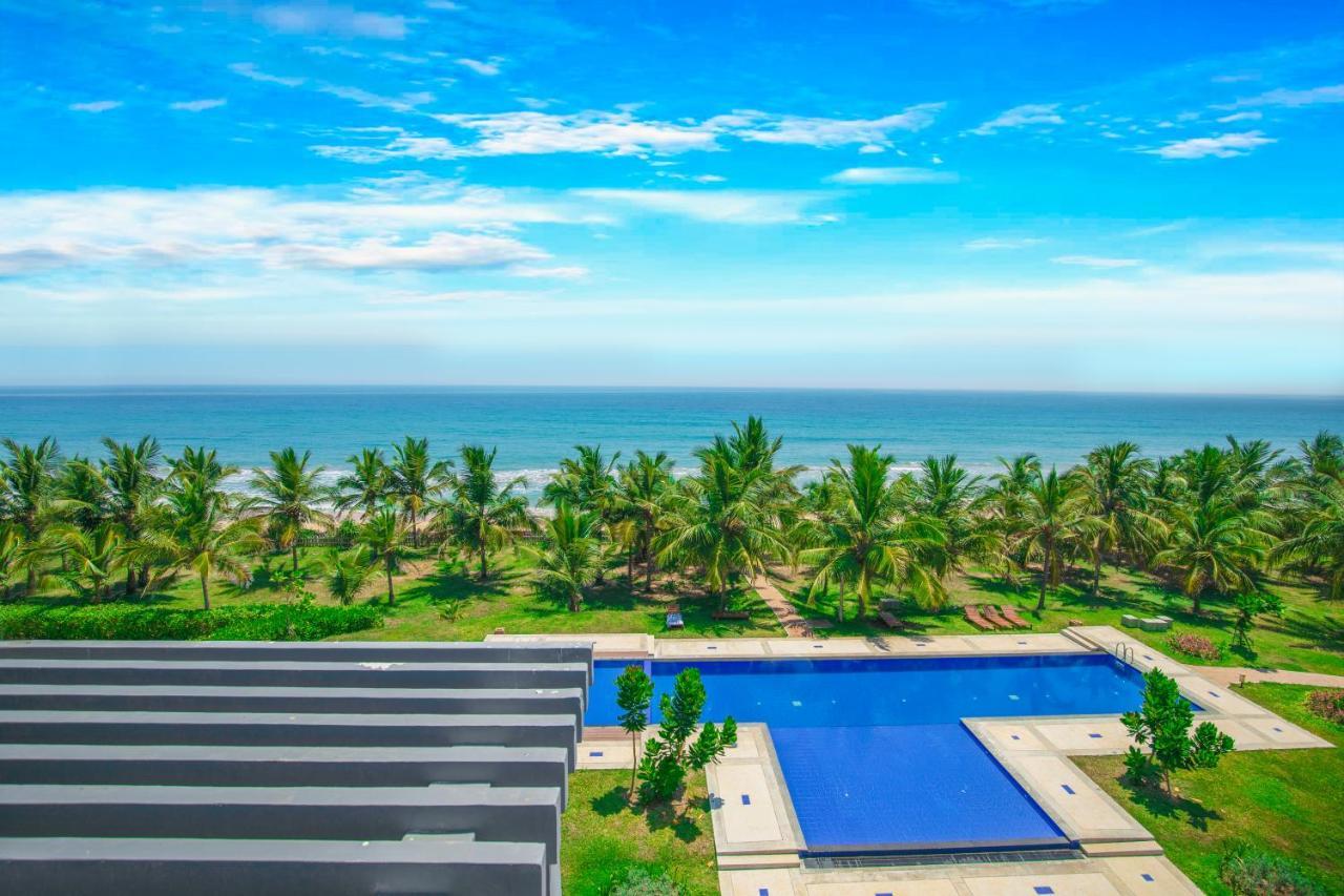 Oceanfront Condominium - Nilaveli Exteriör bild